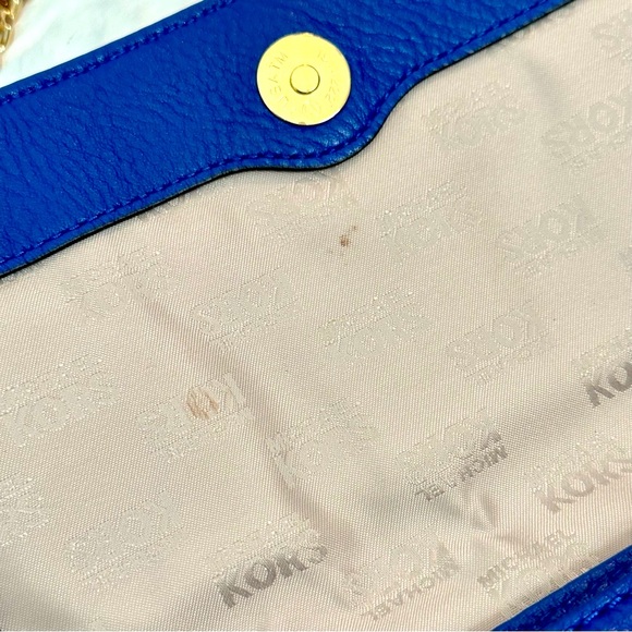 Leather Bag w/ Adjustable Gold Chain Strap - Picture 9 of 16